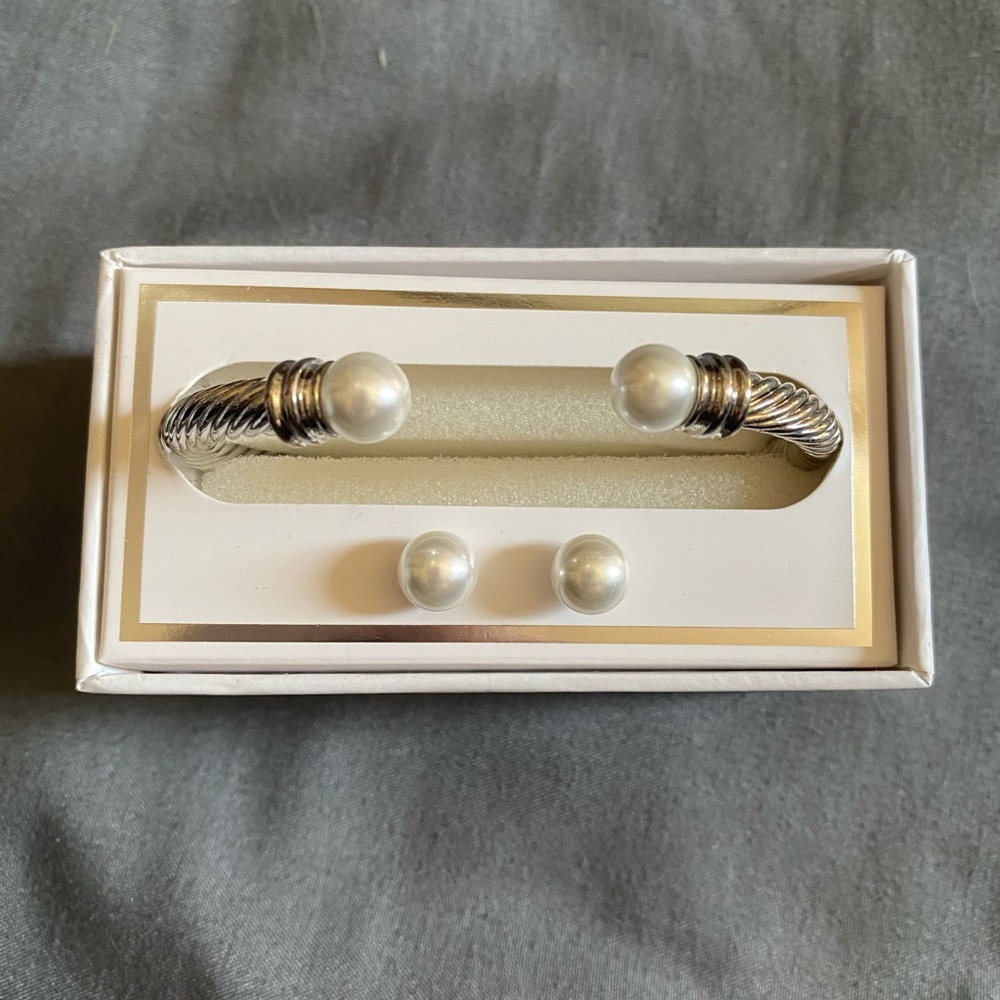 Kim Rogers Cuff Bracelet and Earrings Set